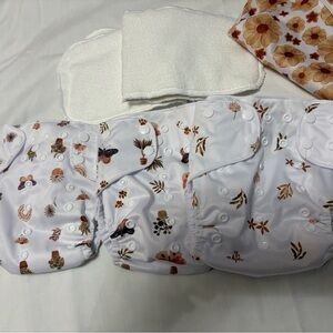 White Floral-Print Kids Reusable Bottoms - Neutral Floral Set Nora